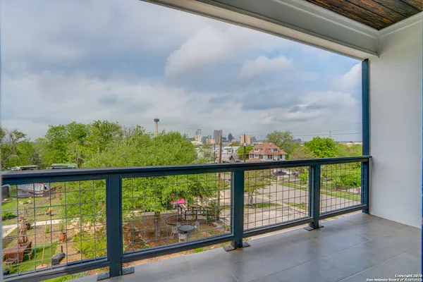 $359,500 | 1226 Wyoming Street, Unit 102, San Antonio, TX 78203