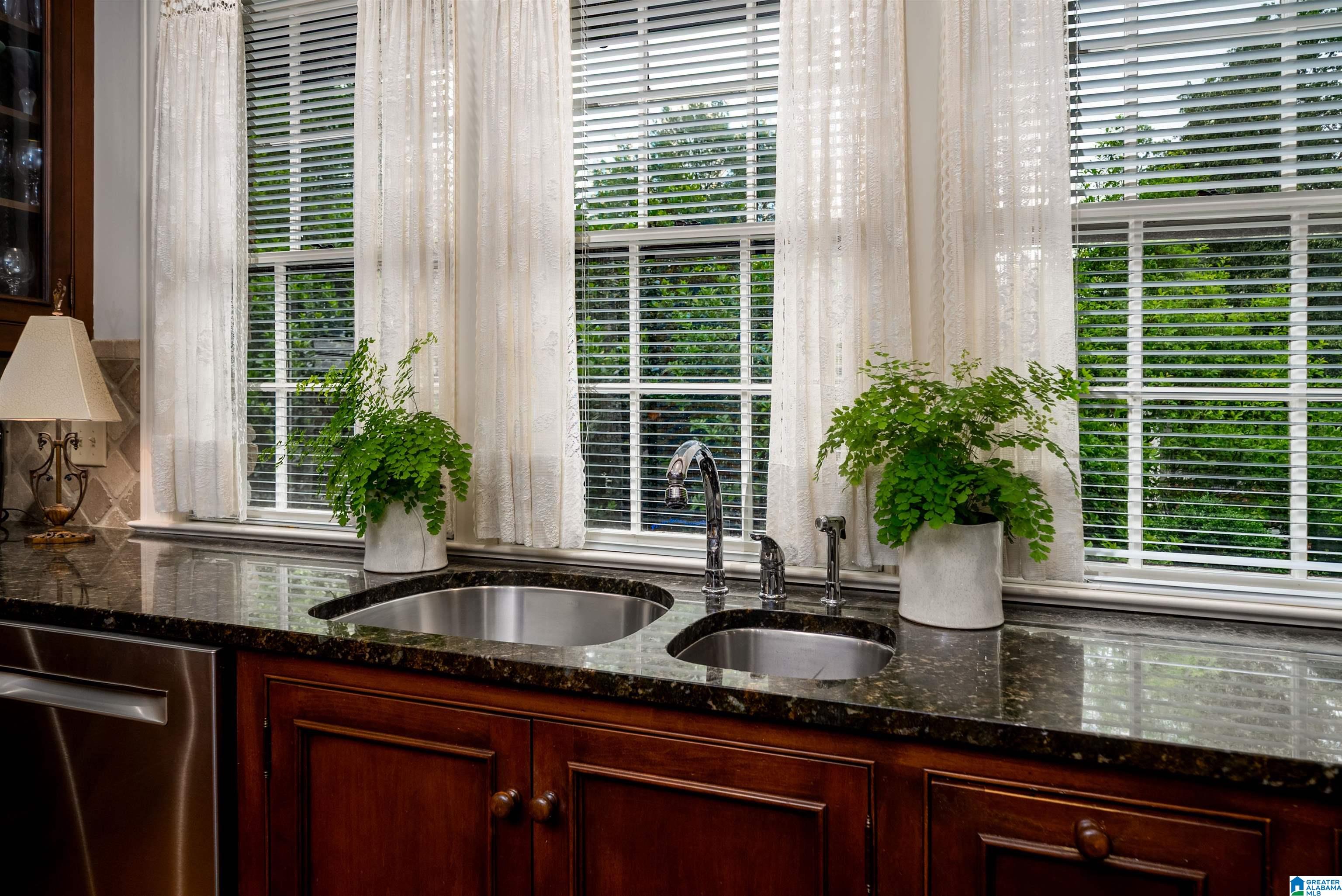 2724 Canterbury Road Birmingham, AL 35223 - Photo 24 of 93
