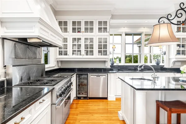 $4,399,000 | 15 Courageous Circle, Bristol, RI 02809