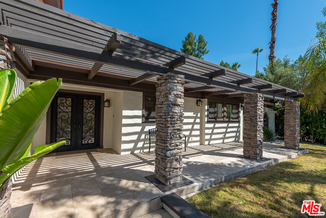 10 Baymare Road Bell Canyon, CA 91307 - Photo 4 of 54 a front view of a house