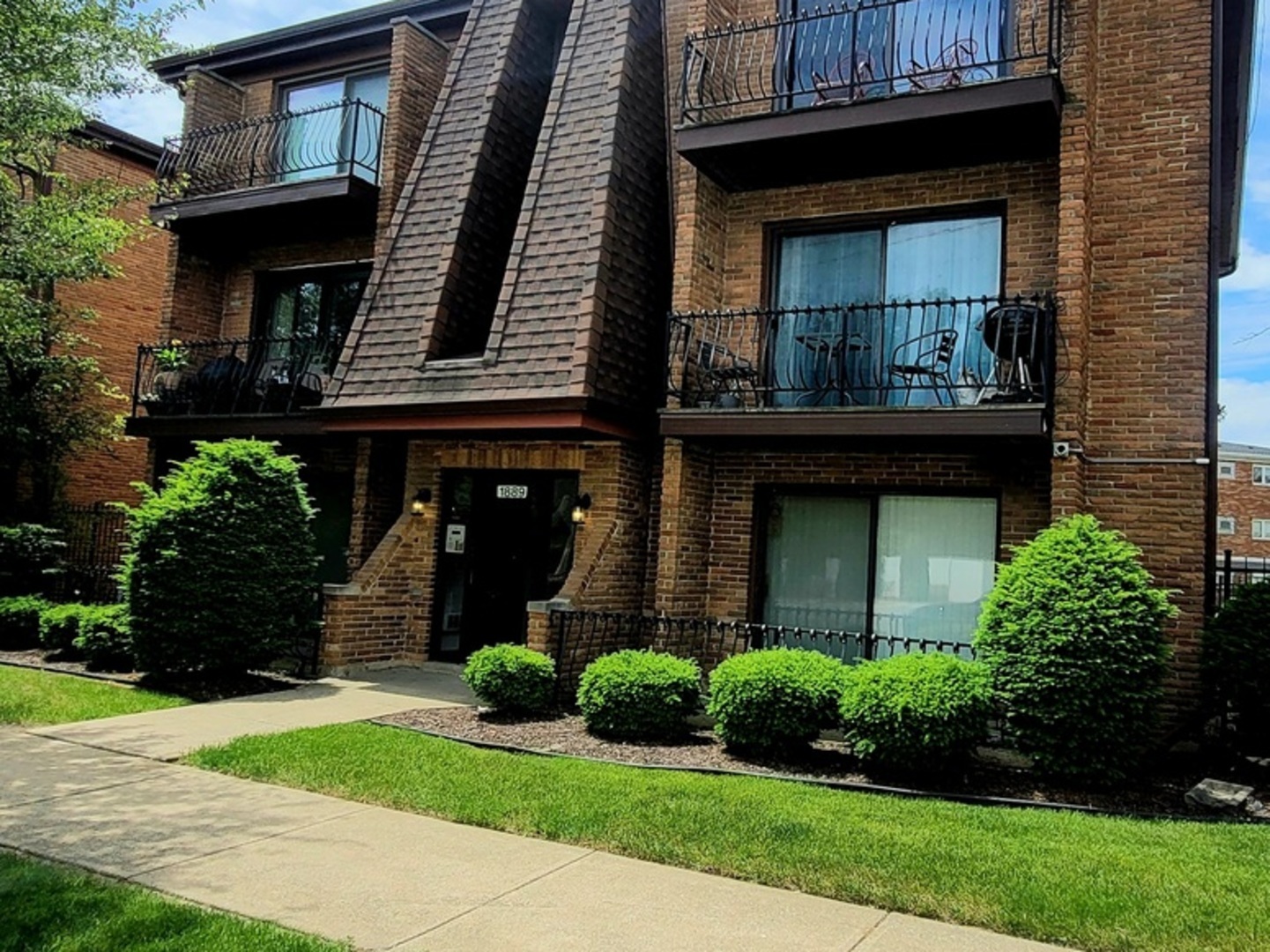 1889 Michigan City Road, Unit 3E Calumet City, IL 60409 - Photo 1 of 11