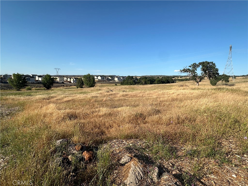 0 5.9 Ac Corner Chico, CA 95928 - Photo 2 of 11 a view of a lake and mountain