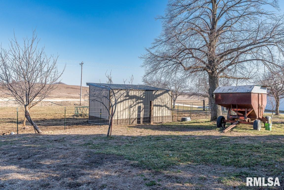 1782 7 Springs Road Muscatine, IA 52761 - Photo 30 of 43 Gallery Image 30
