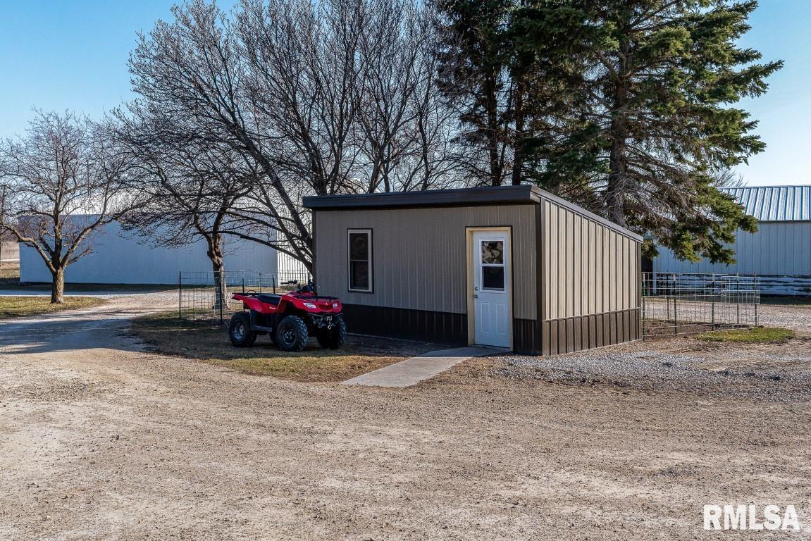 1782 7 Springs Road Muscatine, IA 52761 - Photo 31 of 43 Gallery Image 31