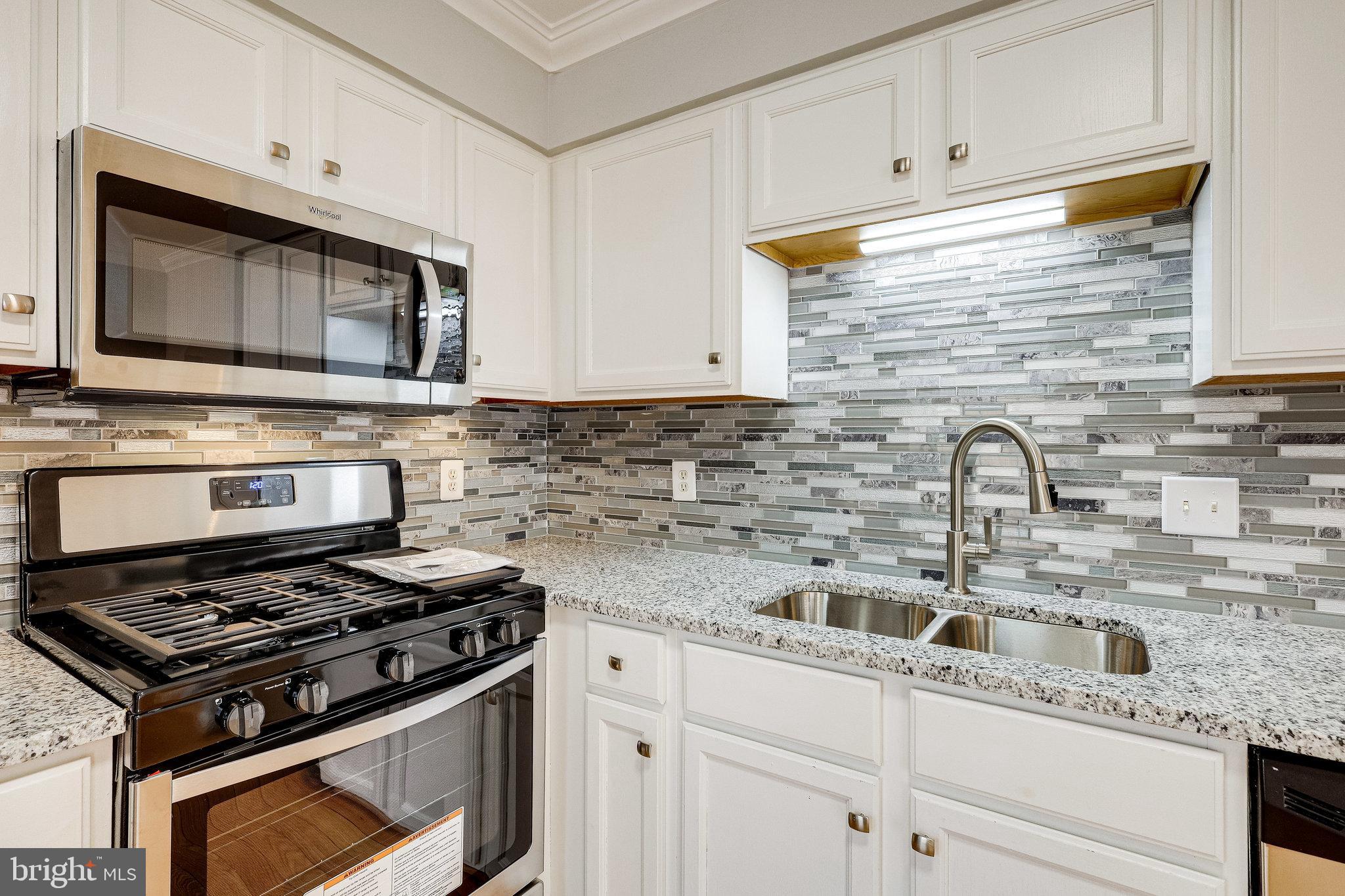 6340 Racetec Place Springfield, VA 22150 - Photo 13 of 59