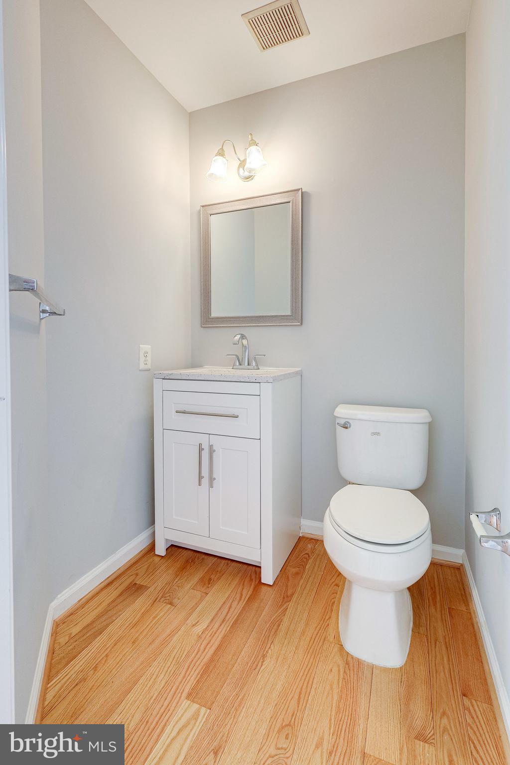 6340 Racetec Place Springfield, VA 22150 - Photo 22 of 59