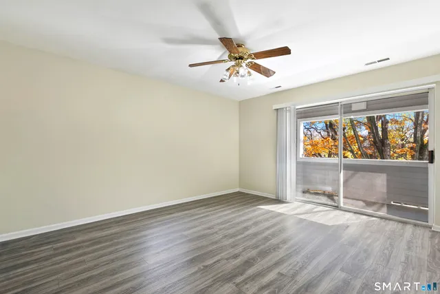 $2,900 | 267 Melba Street, Unit B6, Milford, CT 06460