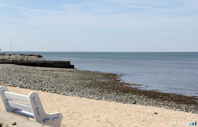 $2,900 | 267 Melba Street, Unit B6, Milford, CT 06460