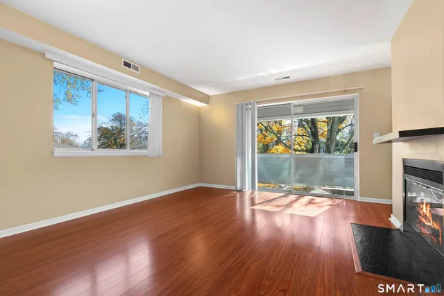 $2,900 | 267 Melba Street, Unit B6, Milford, CT 06460