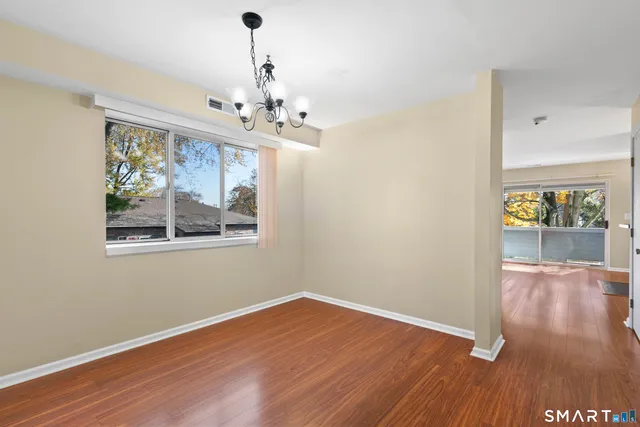 $2,900 | 267 Melba Street, Unit B6, Milford, CT 06460