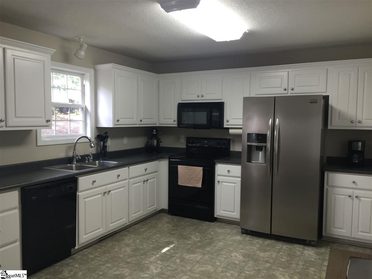132 Morris Road Pickens, SC 29671 - Photo 12 of 23