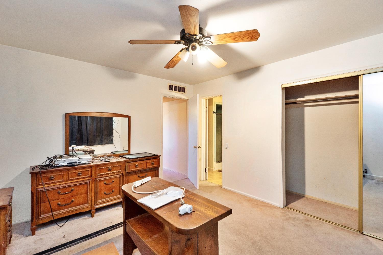 110 Hilton Street Madera, CA 93637 - Photo 16 of 28