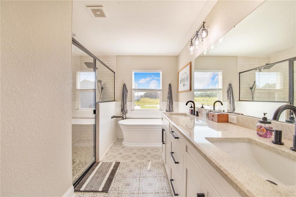 705 Brook Road North Fort Meade, FL 33841 - Photo 20 of 54 a kitchen with a sink cabinets and appliances