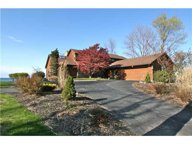 1576 Lake Road Webster, NY 14580 - Photo 1 of 1 Exterior Front
