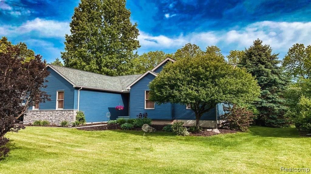 8370 Rustic Trail Linden, MI 48451 - Photo 46 of 46 Side view.jpeg