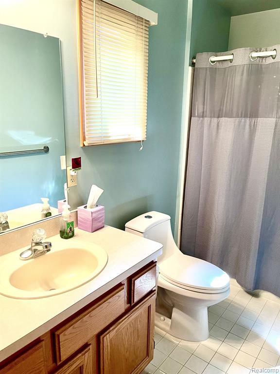 993 River Mist Drive Rochester, MI 48307 - Photo 16 of 18