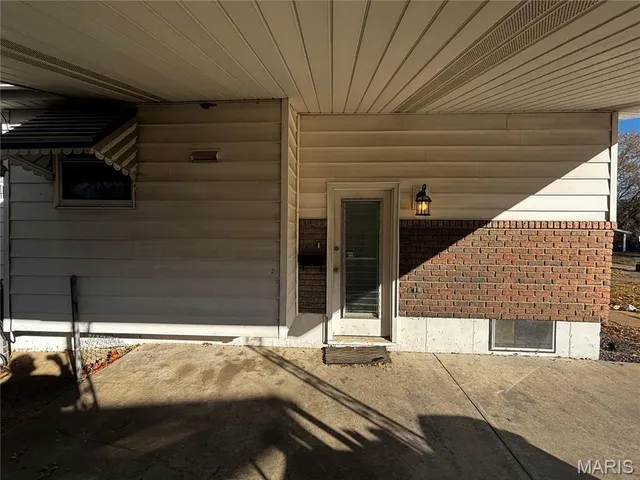 $127,000 | 10555 Gourock Drive, St. Louis, MO 63137