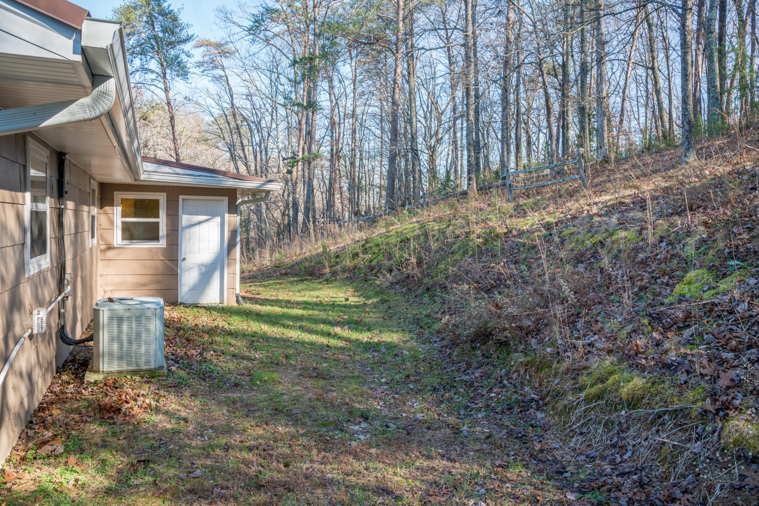 5952 Browntown Road Chattanooga, TN 37415 - Photo 8 of 35 108