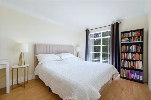 $799,000 | 300 Cagney Lane, Unit 206, Newport Beach, CA 92663