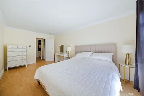$799,000 | 300 Cagney Lane, Unit 206, Newport Beach, CA 92663