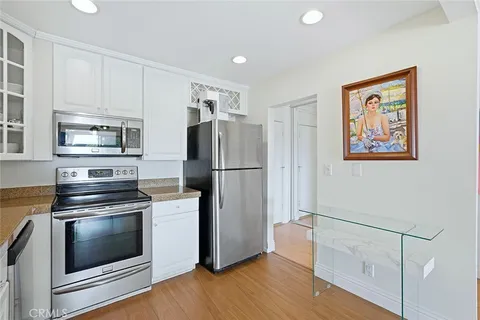 $799,000 | 300 Cagney Lane, Unit 206, Newport Beach, CA 92663