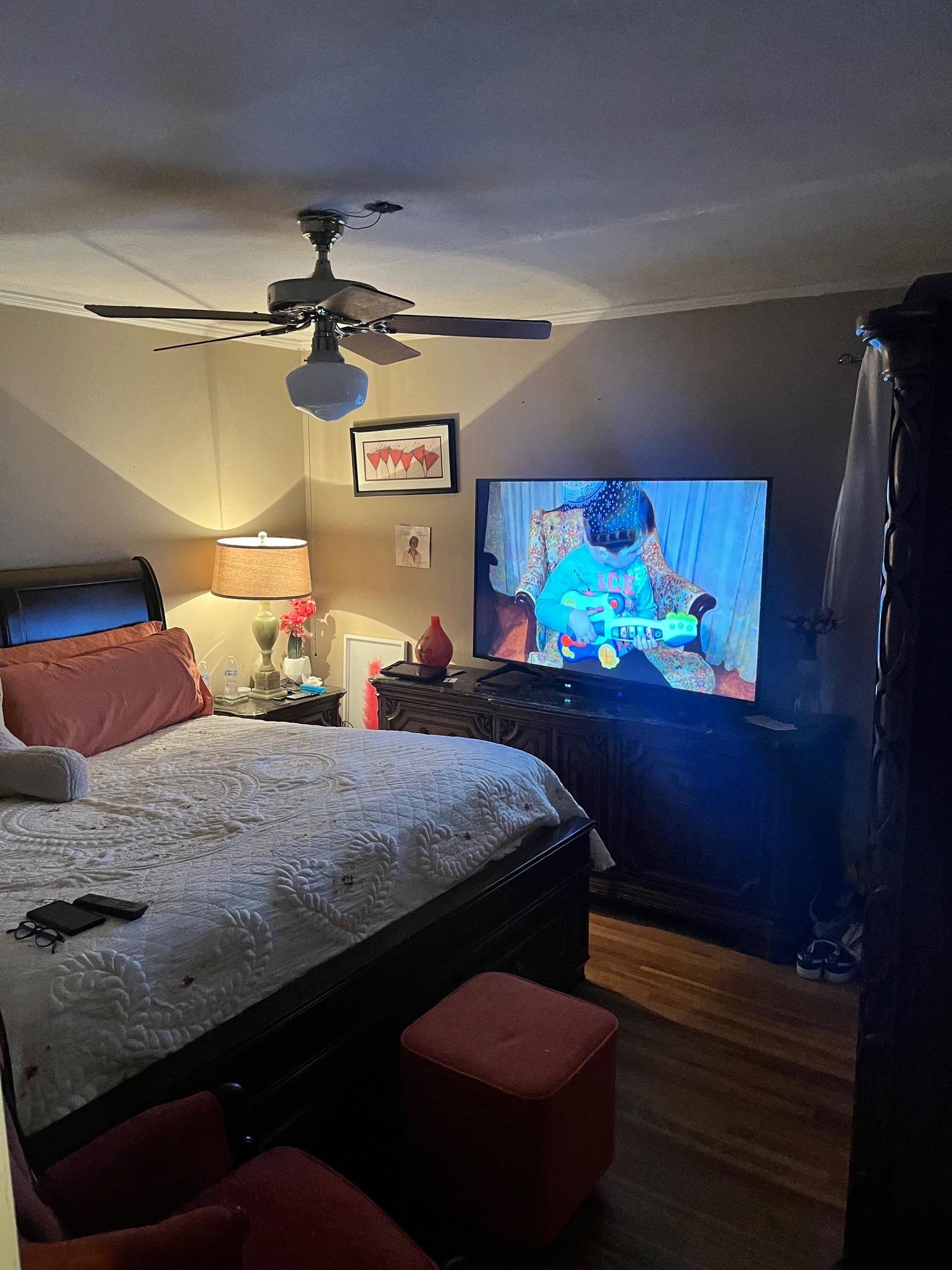 2951 Bannockburn Road Memphis, TN 38128 - Photo 11 of 18 a room with furniture and a flat screen tv