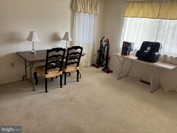 $345,900 | 8 Rebecca Court, Ewing, NJ 08628