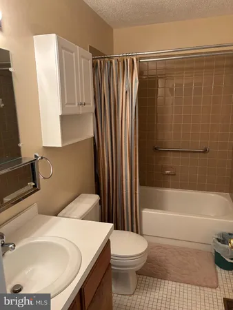 $345,900 | 8 Rebecca Court, Ewing, NJ 08628