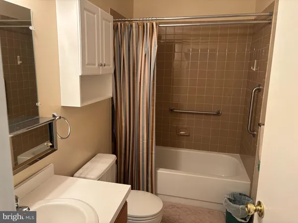 $345,900 | 8 Rebecca Court, Ewing, NJ 08628