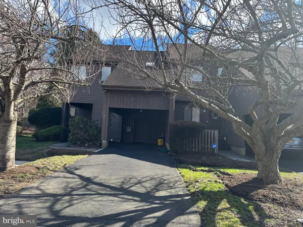 $345,900 | 8 Rebecca Court, Ewing, NJ 08628