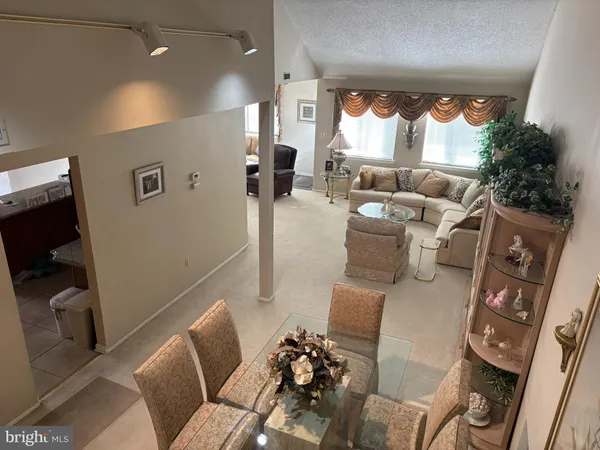 $345,900 | 8 Rebecca Court, Ewing, NJ 08628