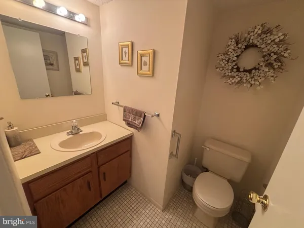 $345,900 | 8 Rebecca Court, Ewing, NJ 08628