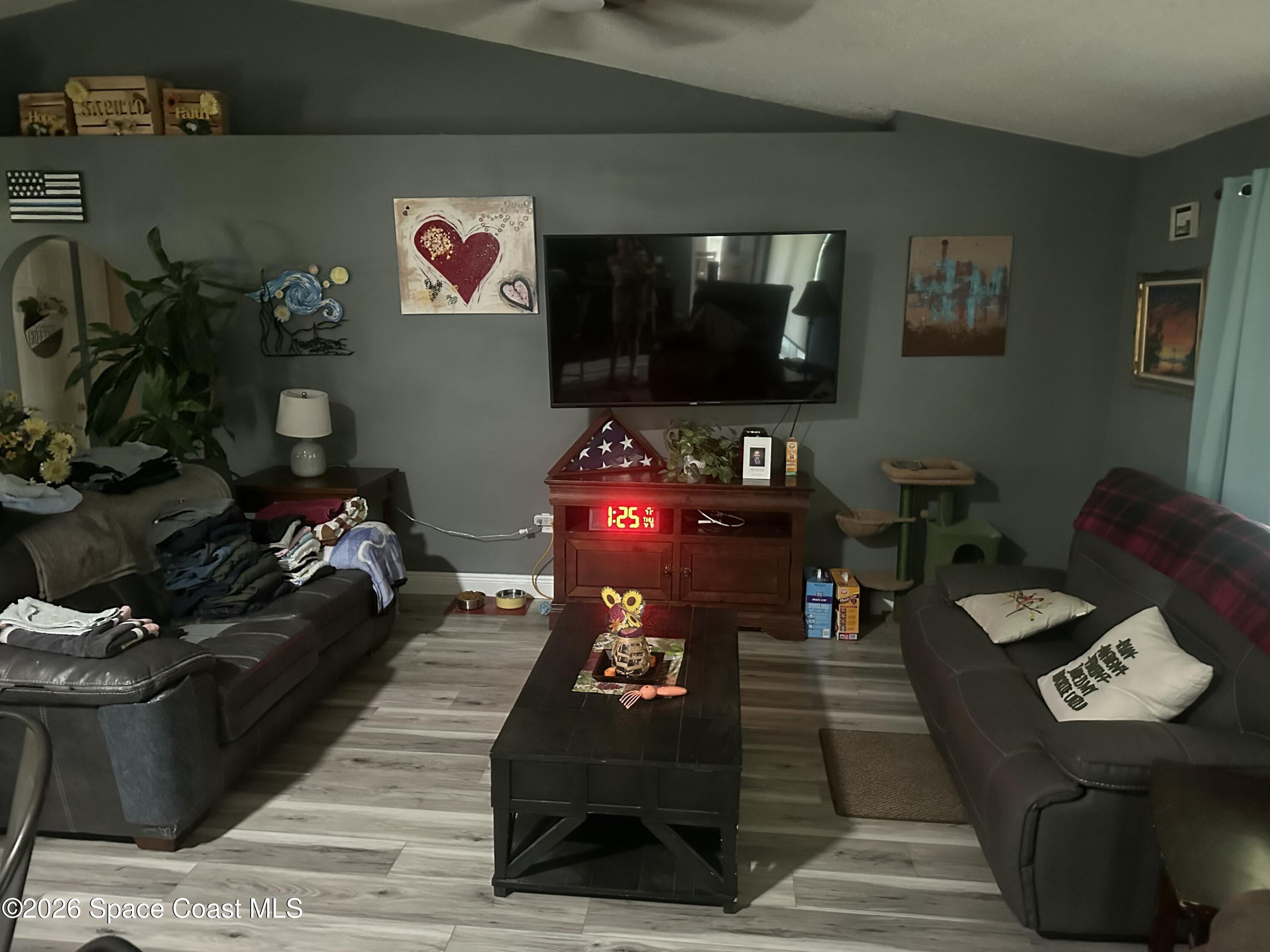 2190 Thames Road Southeast Palm Bay, FL 32909 - Photo 2 of 7 Livingroom