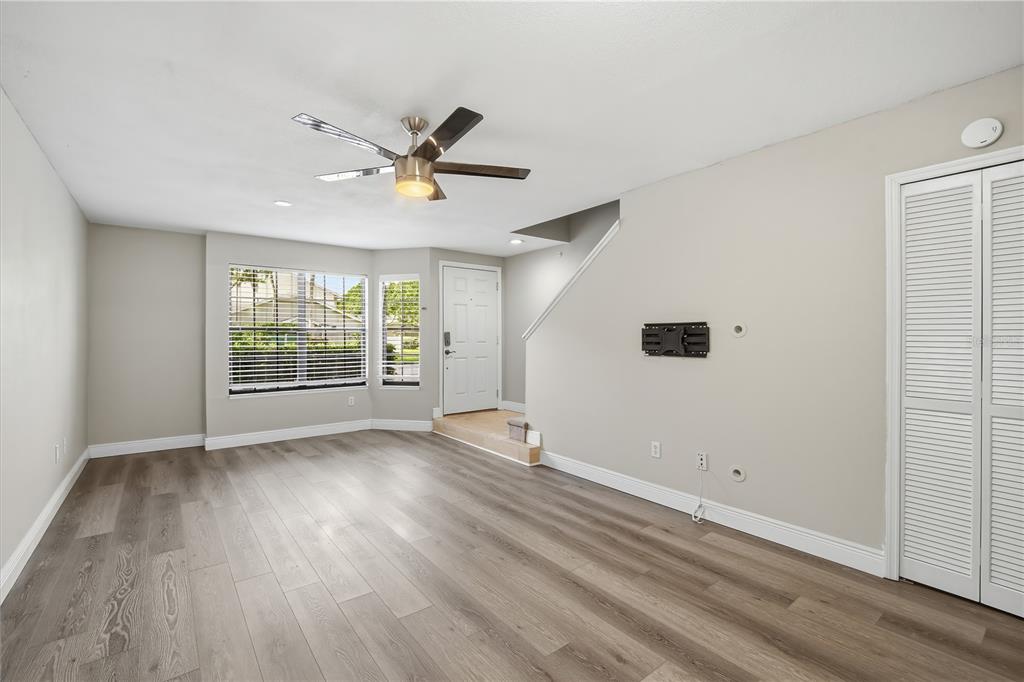 5100 Burchette Road, Unit 604 Tampa, FL 33647 - Photo 5 of 29