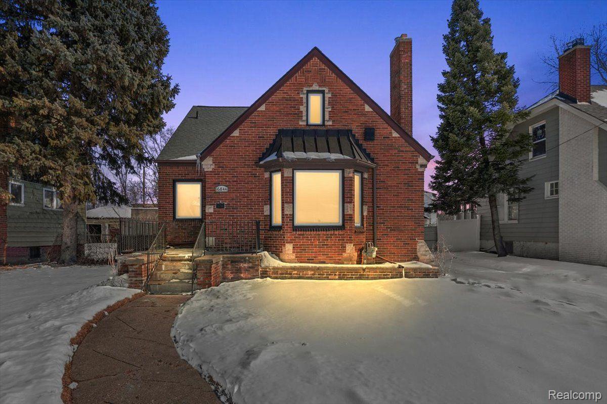 16844 Inverness Street Detroit, MI 48221 - Photo 1 of 33 Gallery Image 1