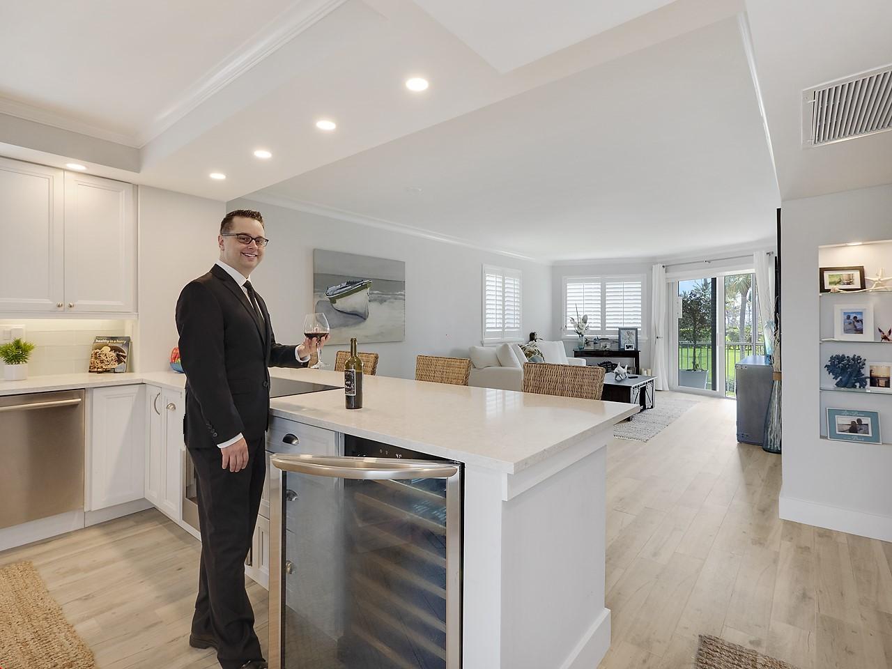 2730 Banyan Road, Unit 21B Boca Raton, FL 33432 - Photo 5 of 18 Wine Cooler