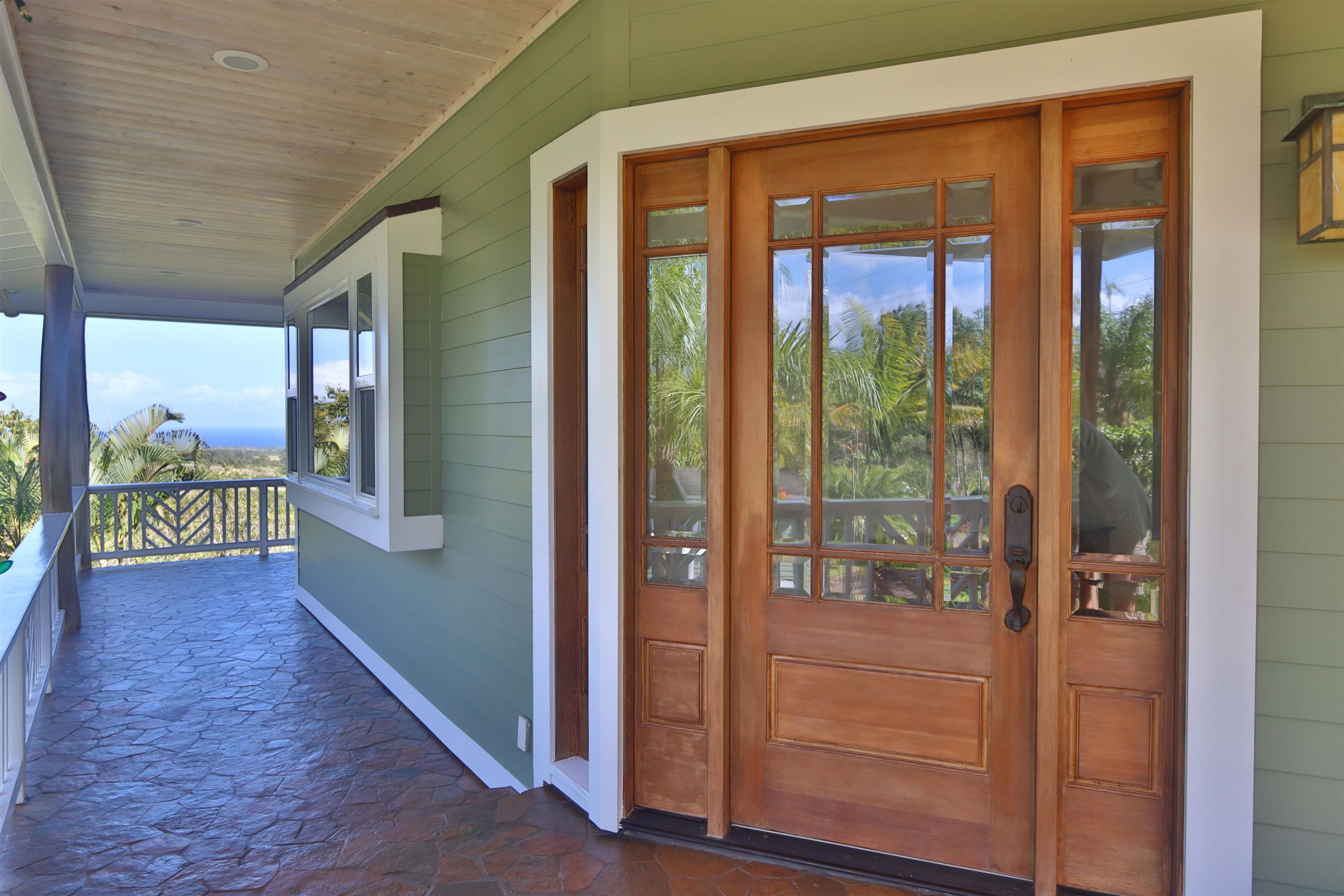 14 Lower Ulumalu Road Haiku, HI 96708 - Photo 11 of 50 a view of an entryway