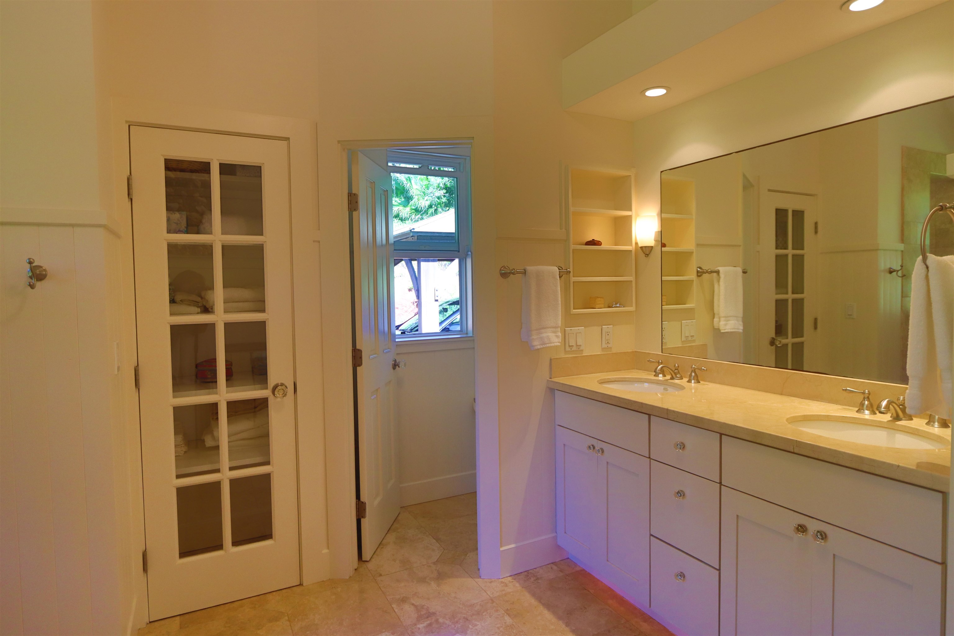 14 Lower Ulumalu Road Haiku, HI 96708 - Photo 35 of 50 a bathroom with a granite countertop sink mirror and