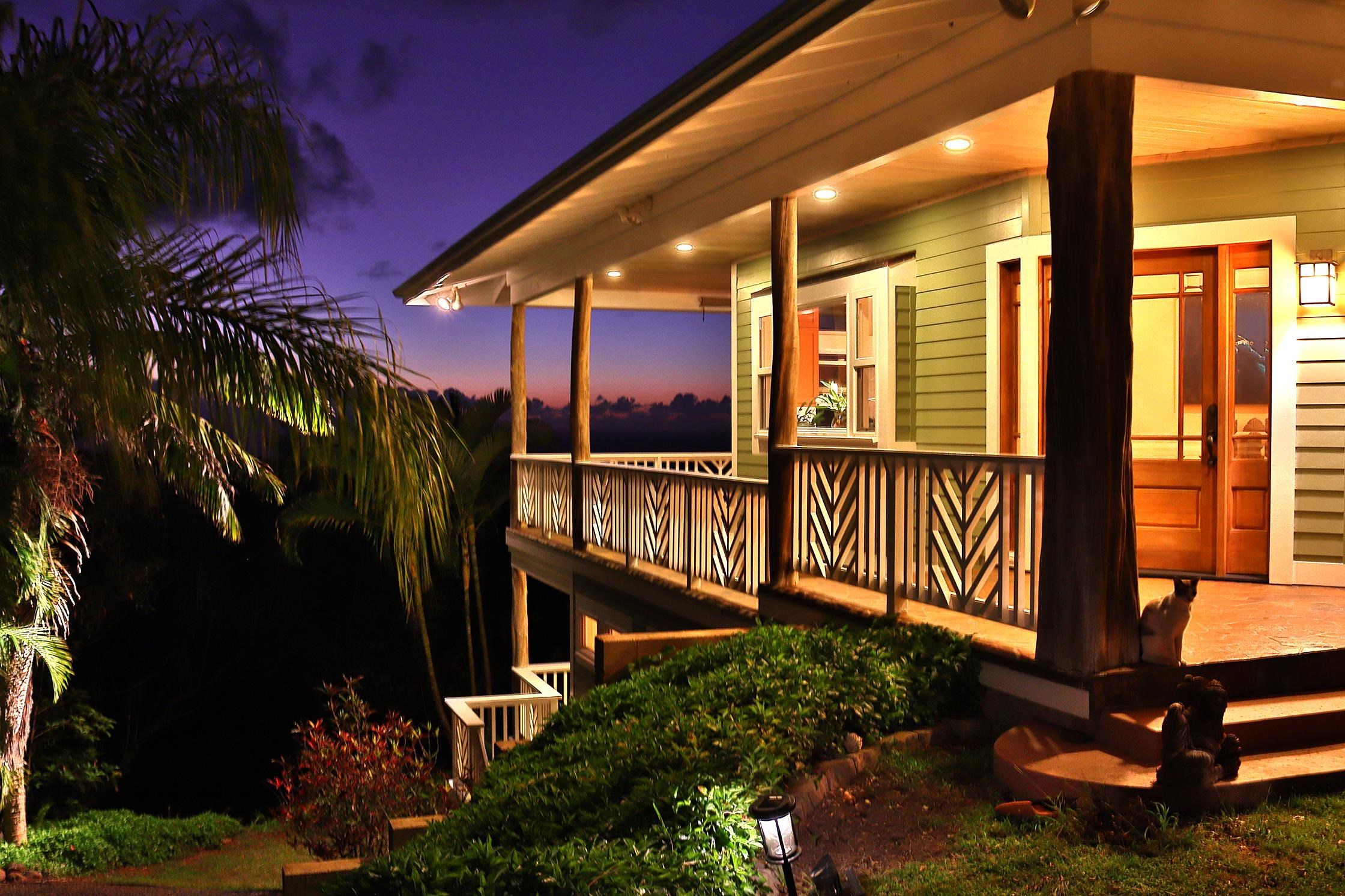 14 Lower Ulumalu Road Haiku, HI 96708 - Photo 10 of 50 a view of balcony with chairs