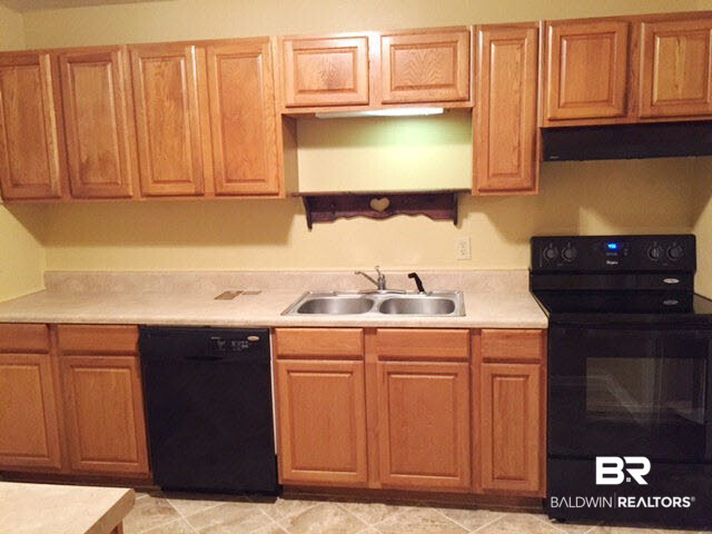 5002 Quimby Drive Mobile, AL 36619 - Photo 2 of 24