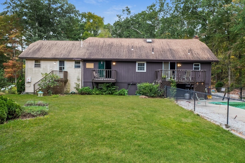 32 Neck Hill Road Mendon, MA 01756 - Photo 20 of 25 Gallery Image 20