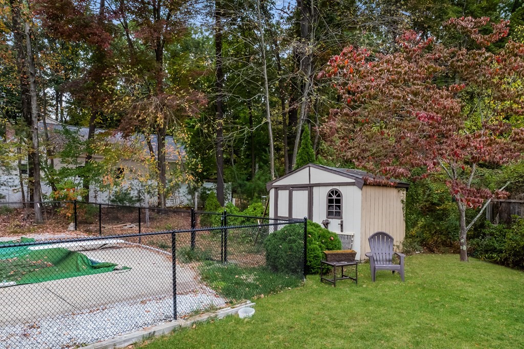 32 Neck Hill Road Mendon, MA 01756 - Photo 23 of 25 Gallery Image 23