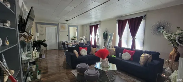 $167,500 | 301 North Meridian Street, Washington, IN 47501