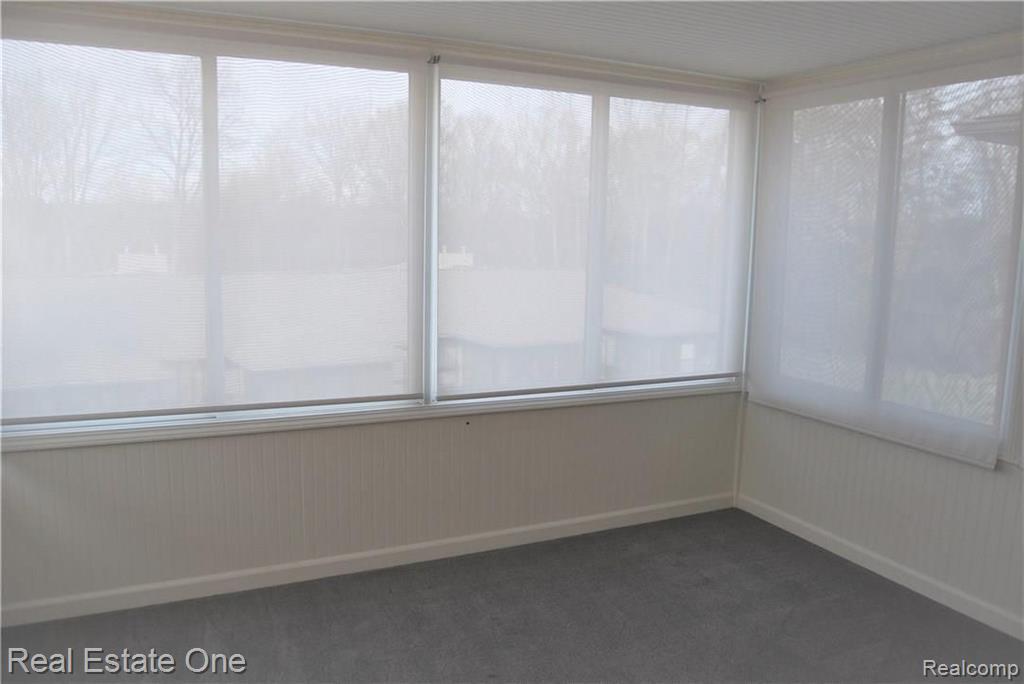 924 Wexford Way, Unit 10 Rochester Hills, MI 48307 - Photo 8 of 25