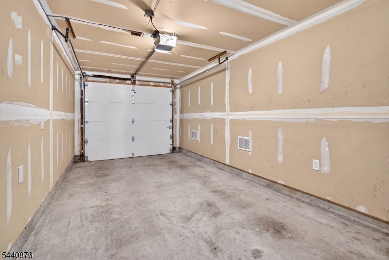 13 Kensington Road, Unit G Chatham, NJ 07928 - Photo 25 of 30