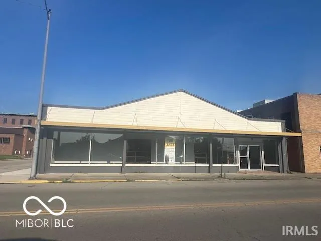 $2,116 | 235 South Main Street, New Castle, IN 47362