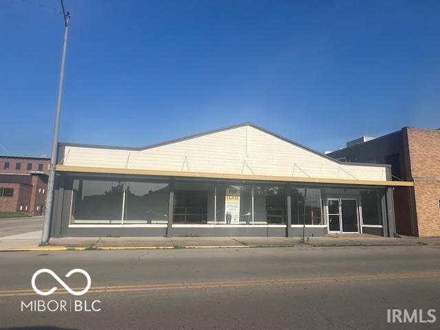 235 South Main Street New Castle, IN 47362 - Photo 2 of 10