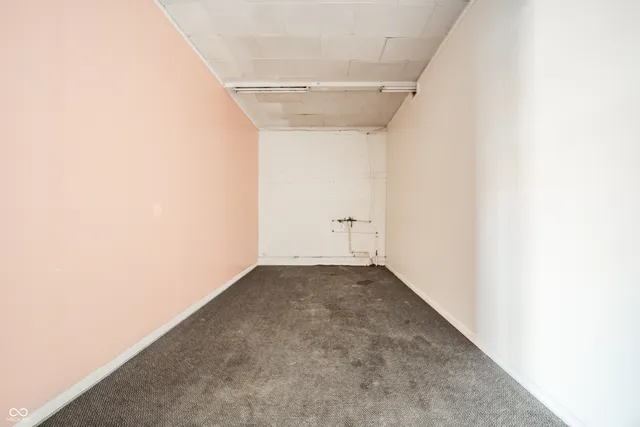 $2,116 | 235 South Main Street, New Castle, IN 47362