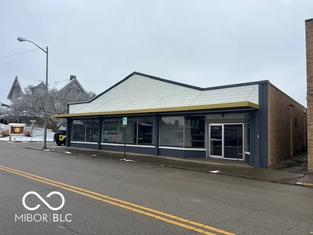 $2,116 | 235 South Main Street, New Castle, IN 47362