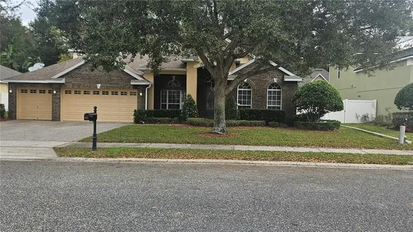 $3,000 | 317 East Blue Water Edge Drive, Eustis, FL 32736